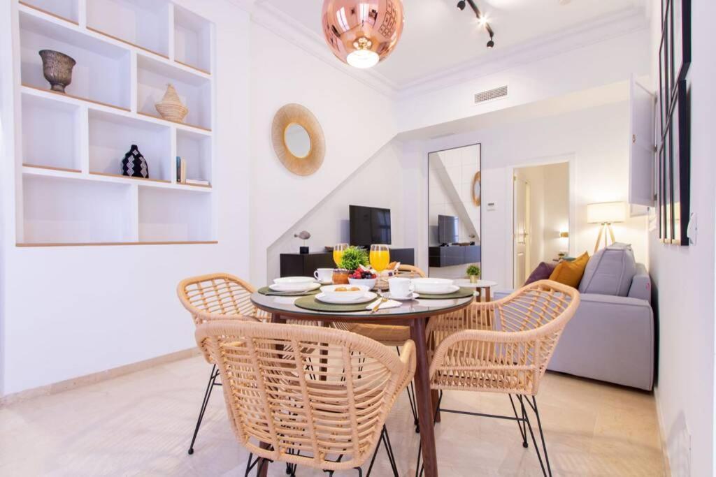 Mumu Luxury Lirio * Sevilla